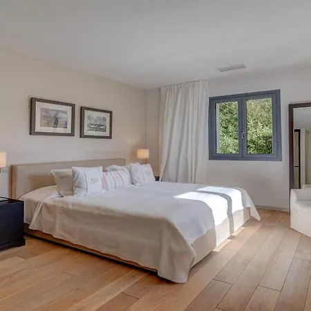 Cyril Magnifique Provencale * Saint-Tropez